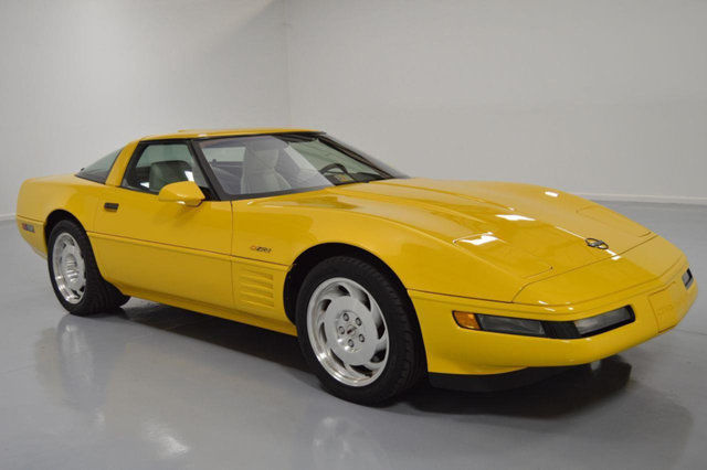 1993 Yellow Chevrolet Corvette Coupe