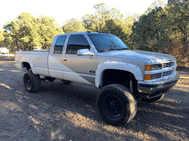1993 white / silver Chevrolet C/K Pickup 2500 Extended Cab Pickup