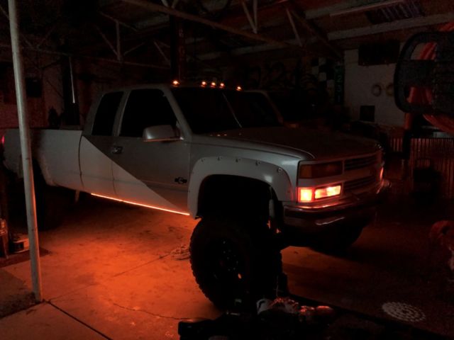 1993 white / silver Chevrolet C/K Pickup 2500 Extended Cab Pickup