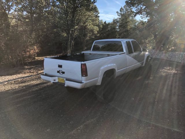 1993 white / silver Chevrolet C/K Pickup 2500 Extended Cab Pickup