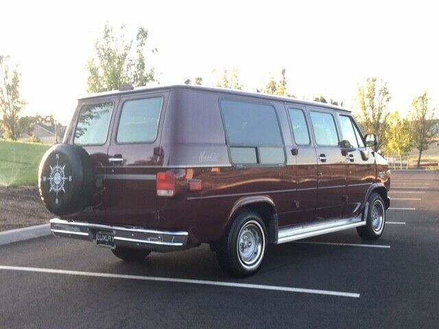1993 Burgundy Chevrolet G20 Van Extended Passenger Van