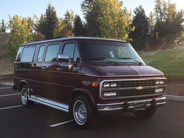 1993 Burgundy Chevrolet G20 Van Extended Passenger Van