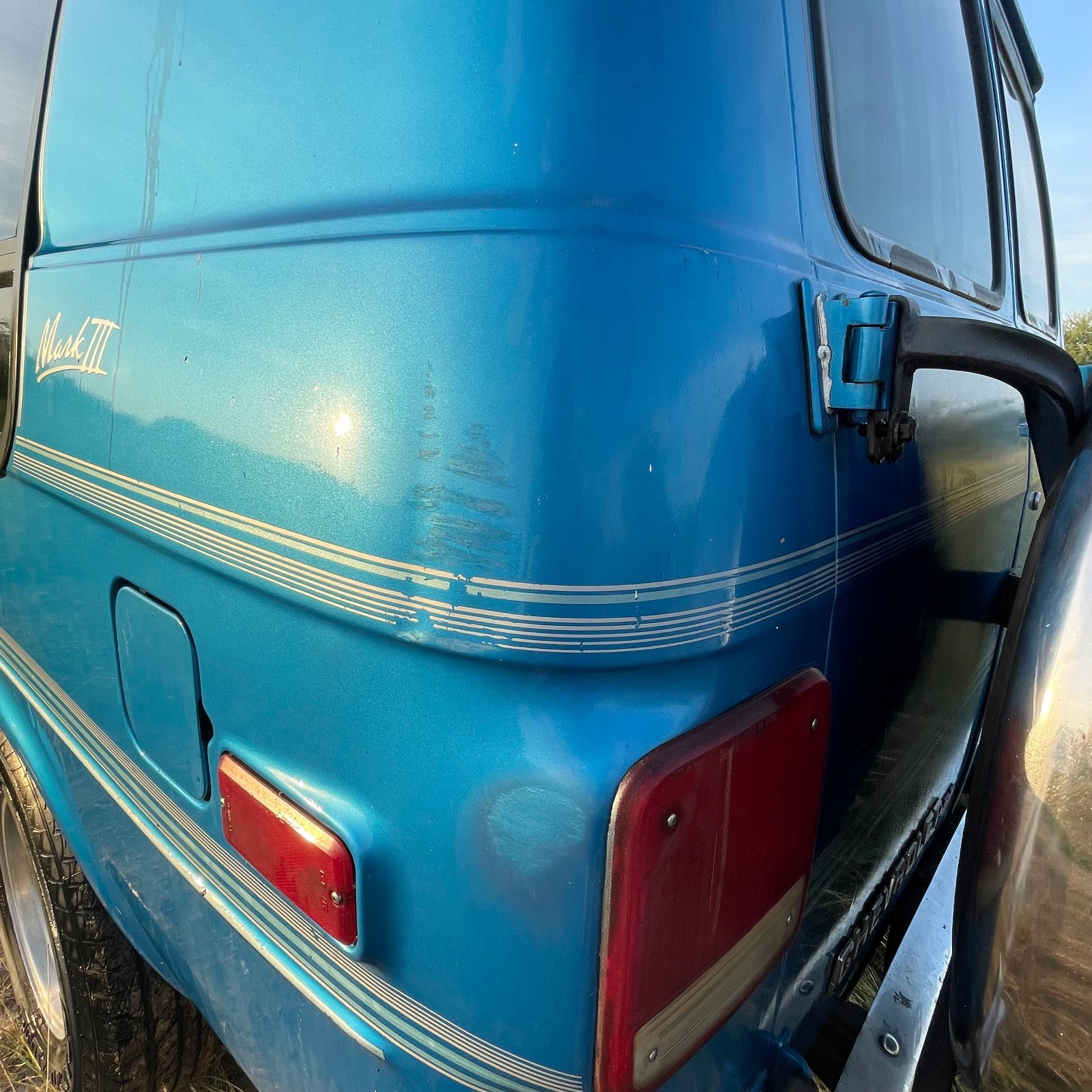 1994 White Chevrolet G20 Van