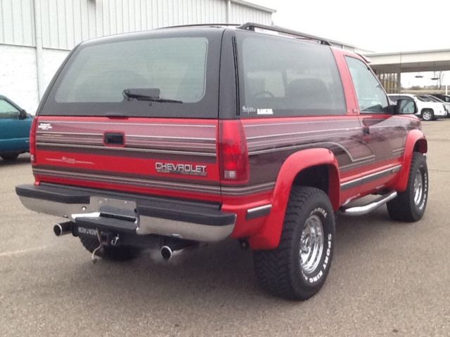 1993 Red Chevrolet Blazer