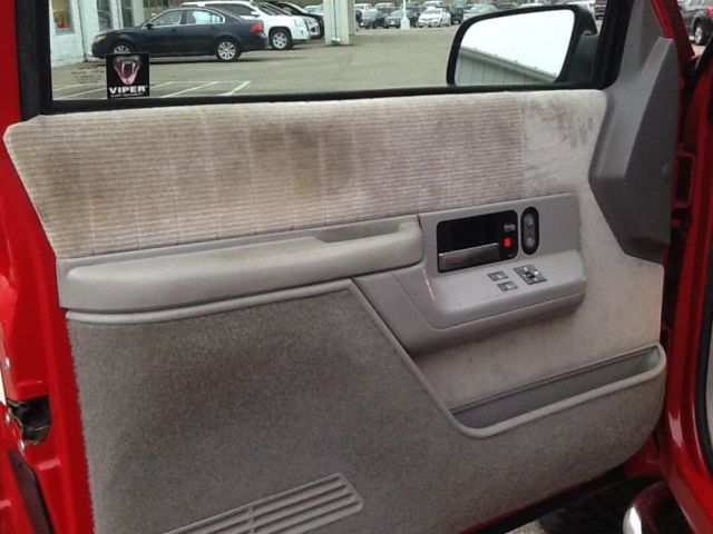 1993 Red Chevrolet Blazer