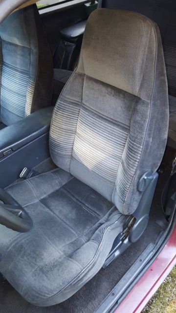 1993 Red Chevrolet S-10 SUV