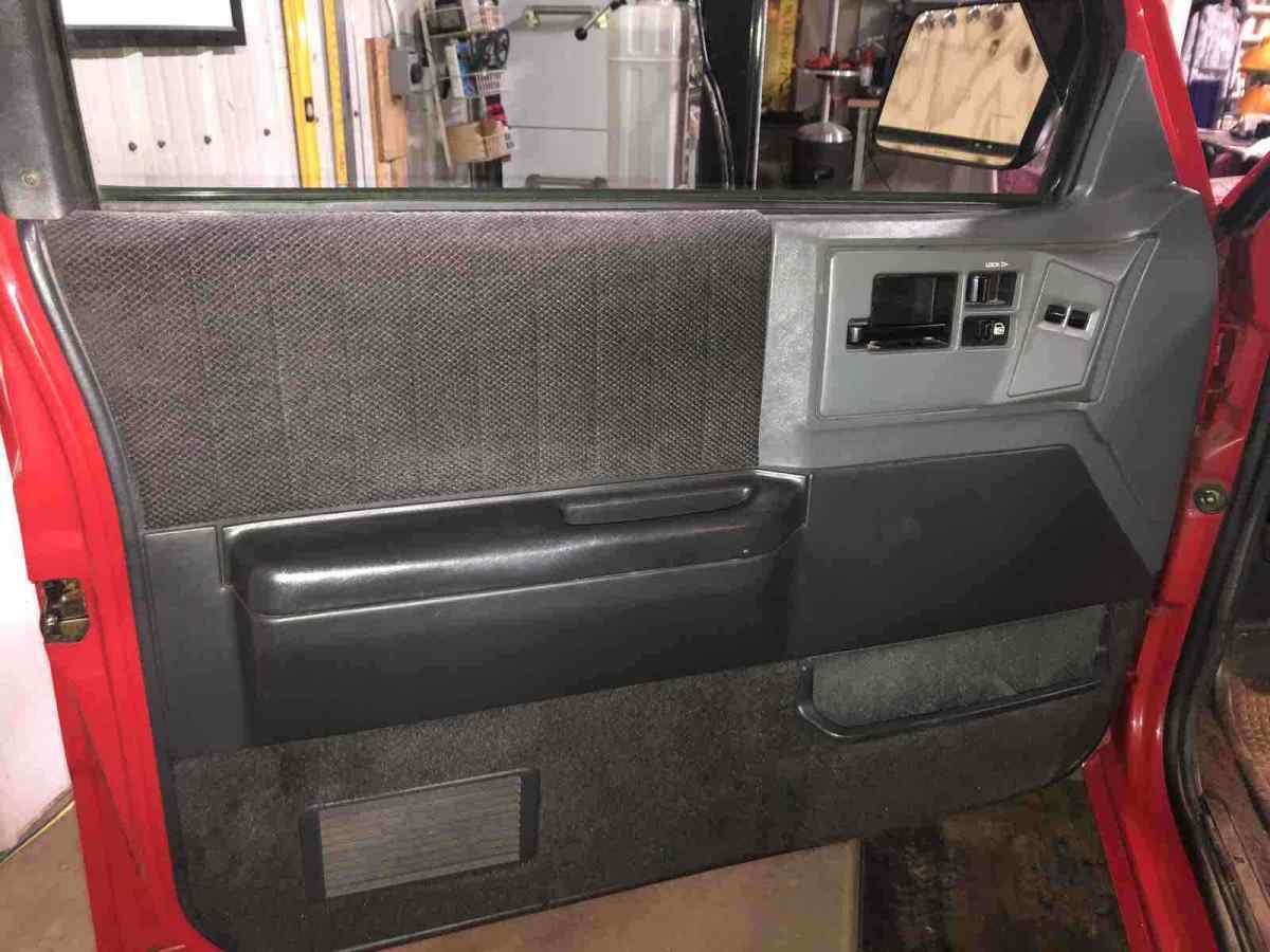 1993 Red Chevrolet S10 Pickup