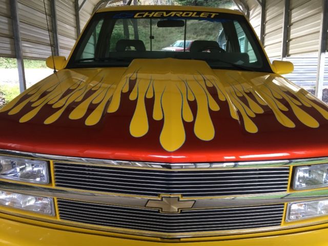 1993 Yellow Chevrolet C/K Pickup 1500 Standard Cab Pickup