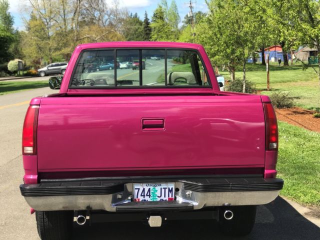 1993 RASPBERRY METALLIC Chevrolet C/K Pickup 1500 Standard Cab Pickup