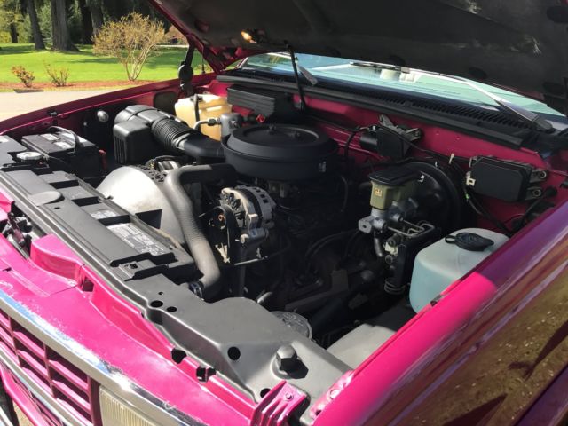 1993 RASPBERRY METALLIC Chevrolet C/K Pickup 1500 Standard Cab Pickup
