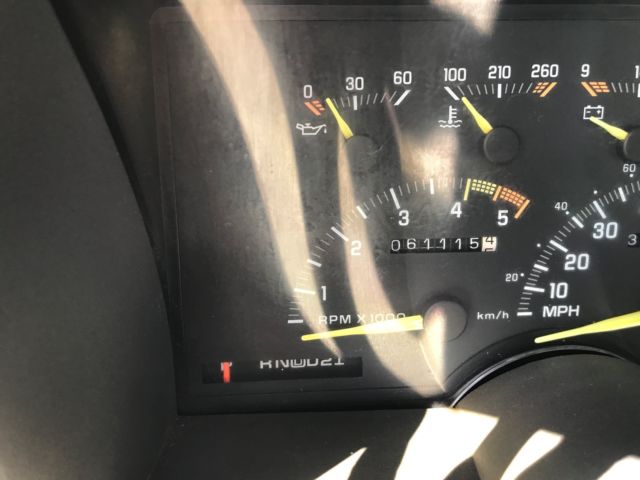 1993 RASPBERRY METALLIC Chevrolet C/K Pickup 1500 Standard Cab Pickup