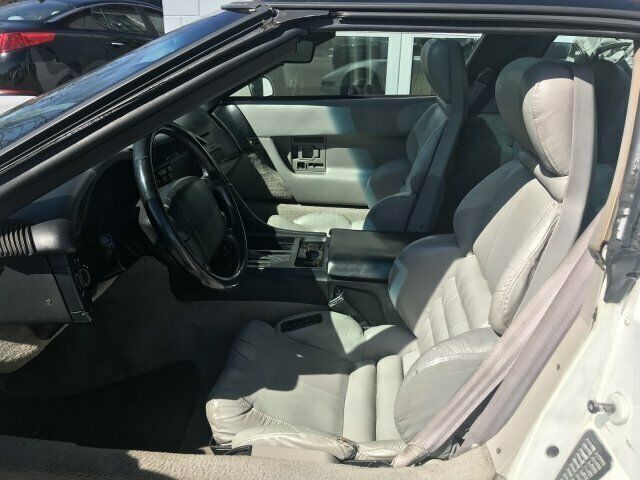 1993 White Chevrolet Corvette --