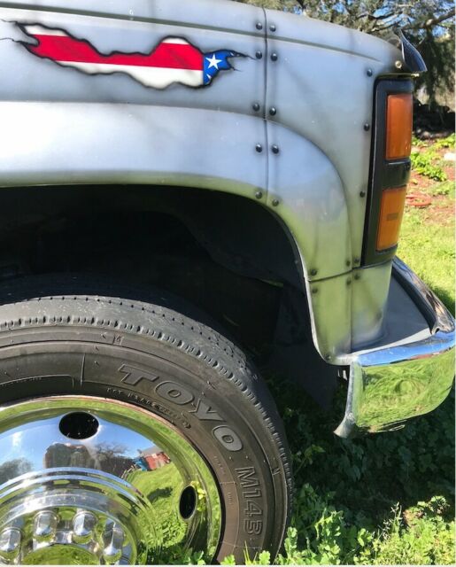 1993 Silver Chevrolet HD Cab & Chassis