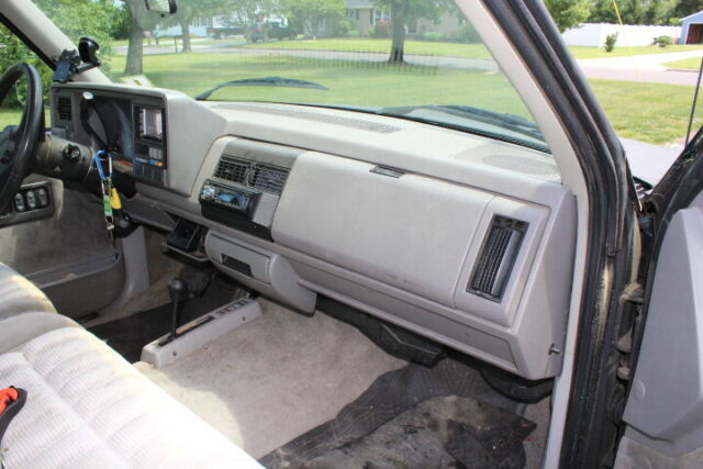 1993 Black Chevrolet Other Pickups Standard Cab Pickup