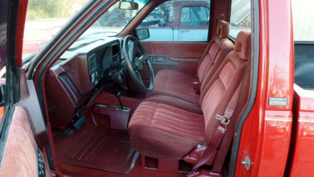 1993 Red Chevrolet C/K Pickup 1500 Standard Cab Pickup