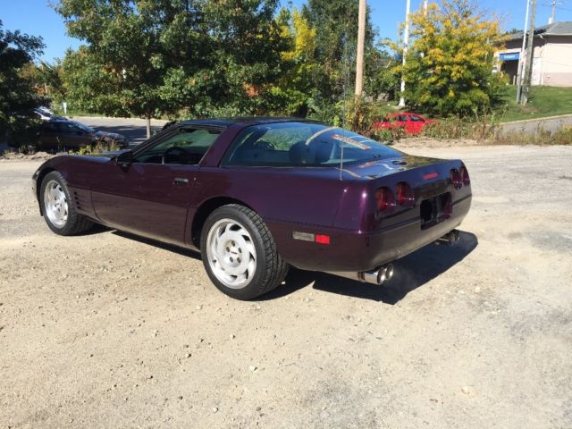 1993 White Chevrolet Corvette Coupe