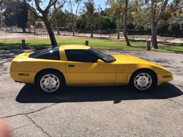 1993 Yellow Chevrolet Corvette
