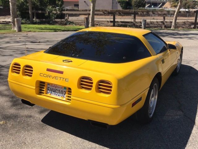 1993 Yellow Chevrolet Corvette