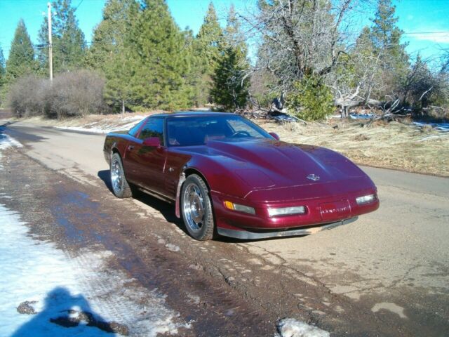 1993 Ruby Chevrolet Corvette Coupe