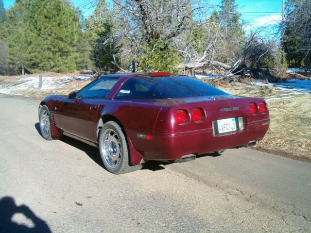 1993 Ruby Chevrolet Corvette Coupe