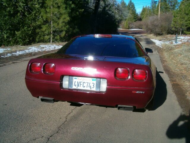 1993 Ruby Chevrolet Corvette Coupe