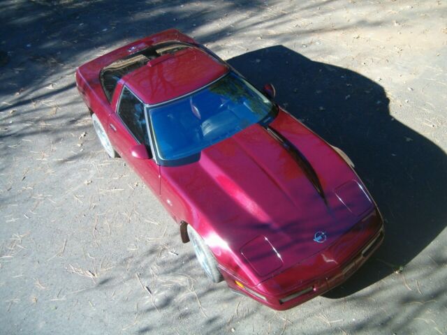 1993 Ruby Chevrolet Corvette Coupe