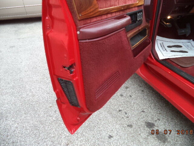 1993 Red Chevrolet C/K Pickup 1500 pickup