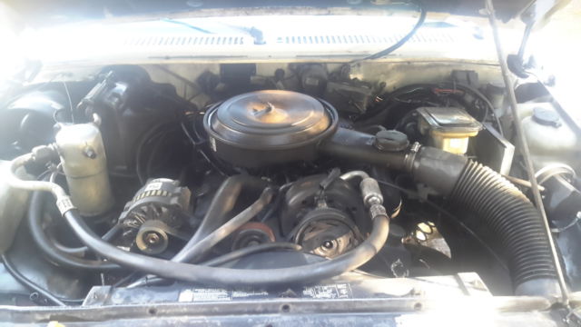 1993 white Chevrolet Other Pickups pickup truck