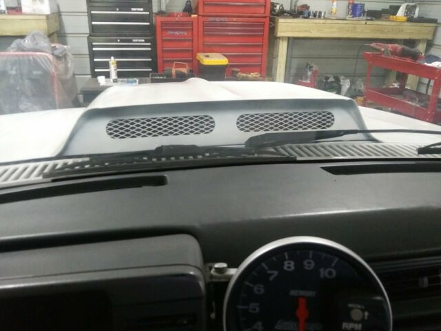 1993 White Chevrolet S-10 Extended Cab Pickup