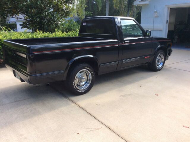 1993 Black Chevrolet S-10