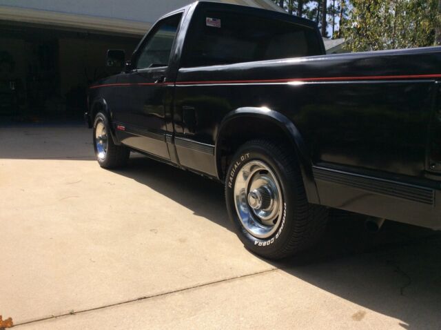 1993 Black Chevrolet S-10