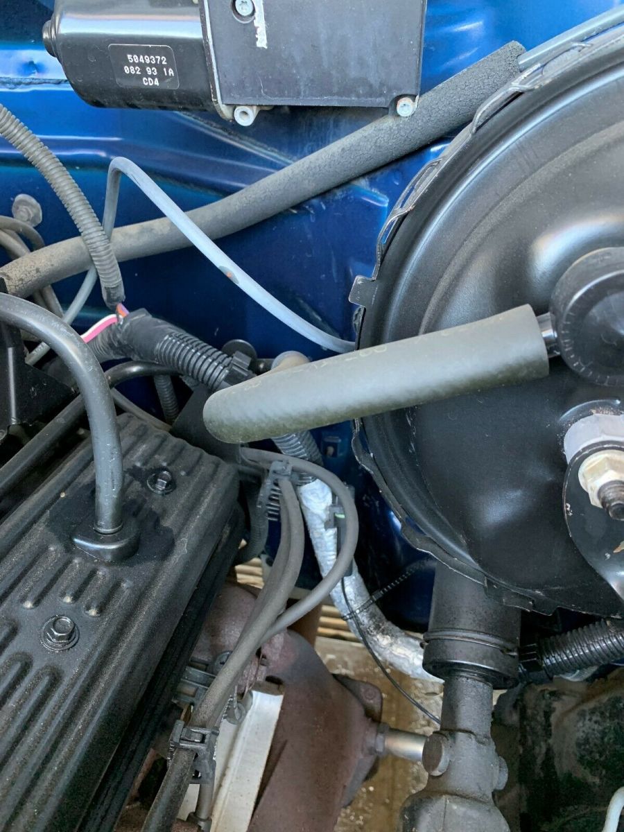 1993 Blue Chevrolet Silverado 1500 Standard Cab Pickup