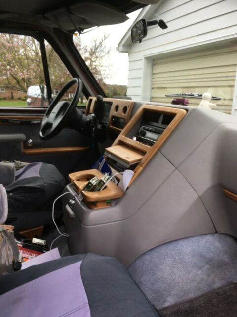 1993 Burgundy Chevrolet G20 Van