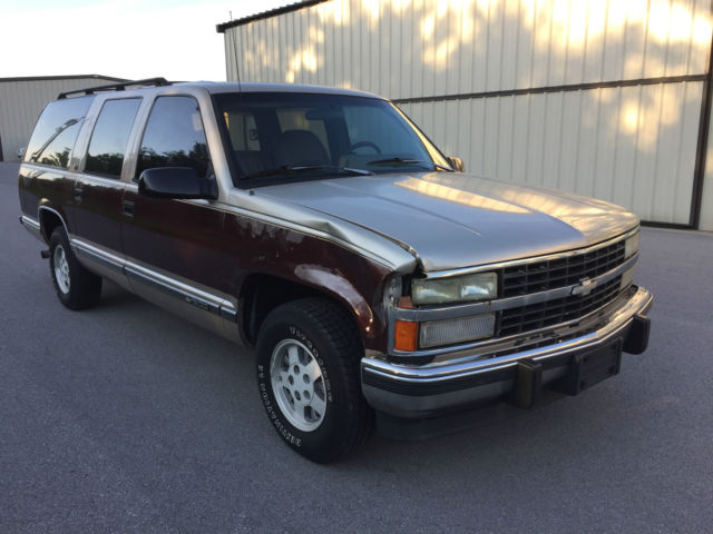 1993 Burgundy Chevrolet Suburban SUV