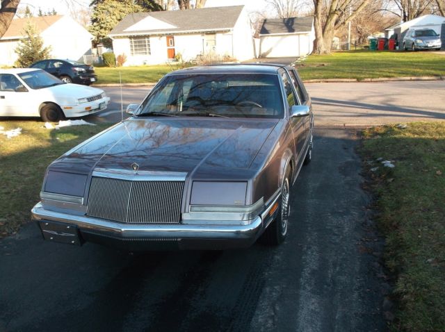 1993 Brown Chrysler Imperial