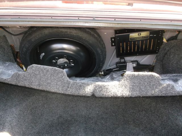 1993 Brown Chrysler Imperial