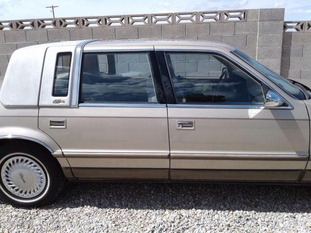 1993 Gold Chrysler New Yorker Sedan