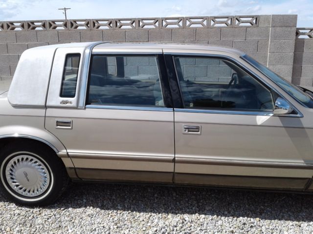 1993 Gold Chrysler New Yorker Sedan