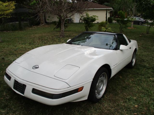 1993 Yellow Chevrolet Corvette
