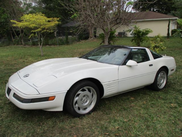 1993 Yellow Chevrolet Corvette