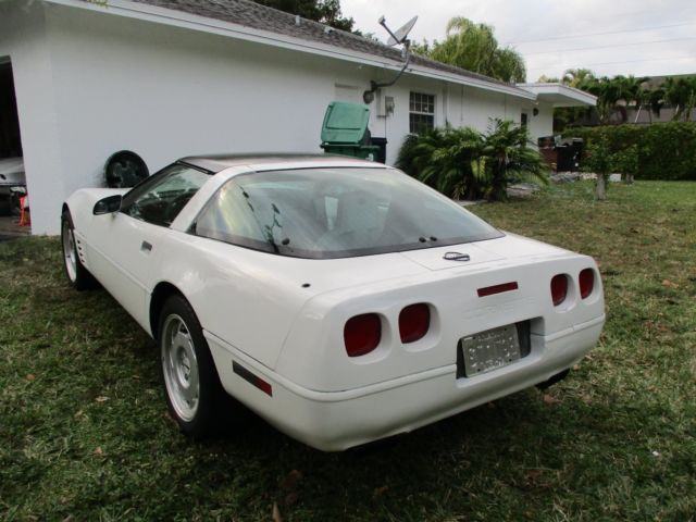 1993 Yellow Chevrolet Corvette