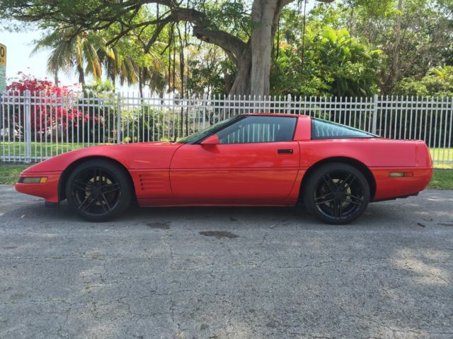 1993 Red Chevrolet Corvette Coupe