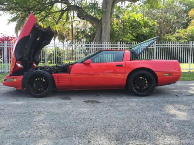 1993 Red Chevrolet Corvette Coupe