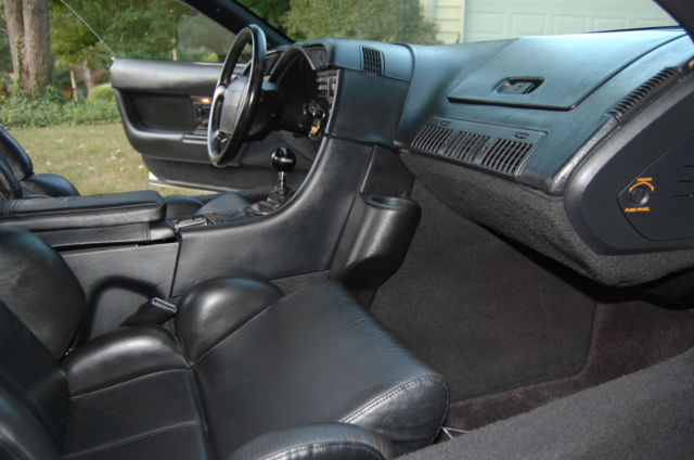 1993 White Chevrolet Corvette Coupe
