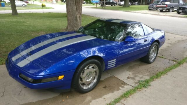 1993 Blue Chevrolet Corvette Coupe