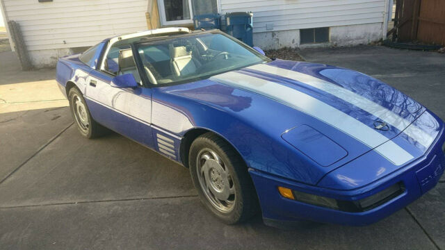 1993 Blue Chevrolet Corvette Coupe
