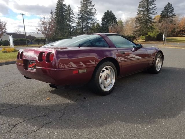 1993 Burgundy Chevrolet Corvette Coupe