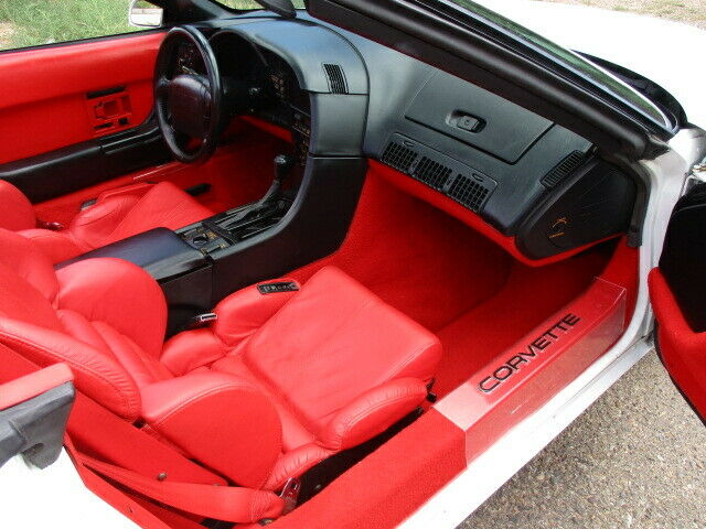 1993 White Chevrolet Corvette Convertible