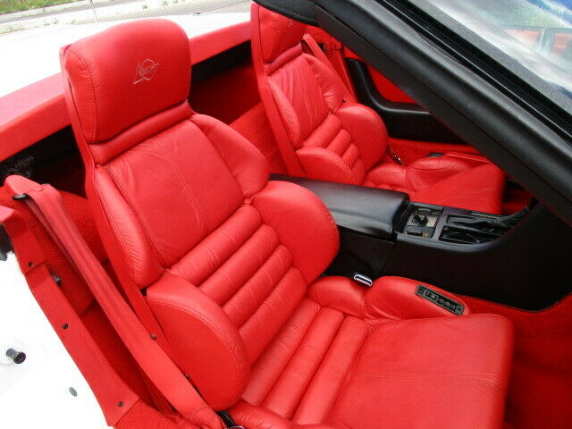 1993 White Chevrolet Corvette Convertible