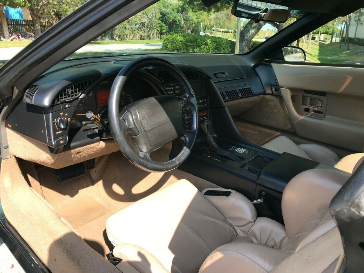 1993 Green Chevrolet Corvette Coupe
